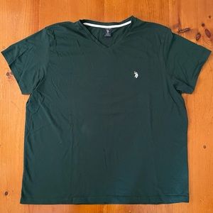 US Polo Assn Like New Forest Green Vee Neck Short Sleeve Tee Shirt 100% Cotton